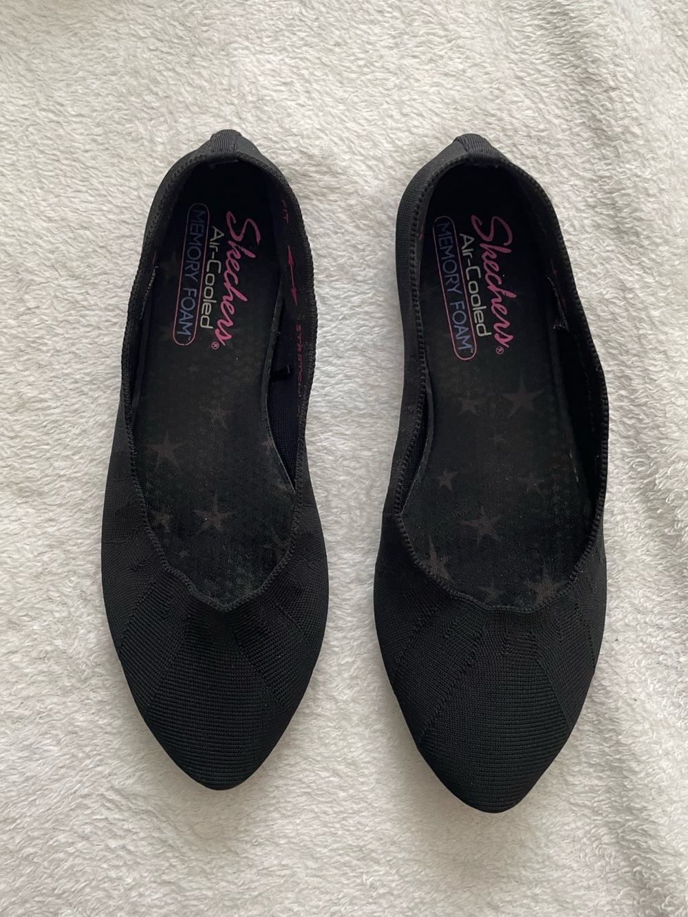 Skechers Women’s size 7 Air Cooled Stretch Black Slip-On Flats Memory Foam